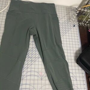 Athleta Women’s Olive Leggings